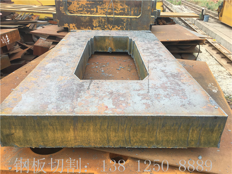 鋼板切割連體軸承座、300厚度鋼板切割牌坊件