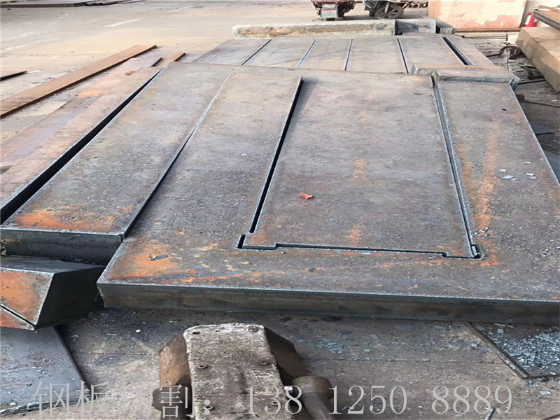 Q235R鋼板切割軋鋼機(jī)架