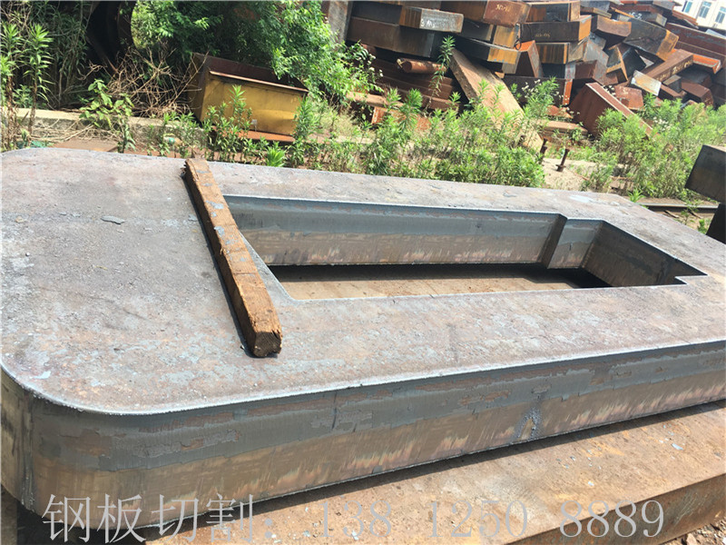 Q345B鋼板切割軋鋼機(jī)架